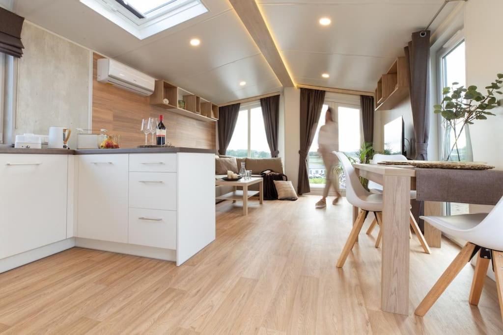 Apartamento gemütliches, voll ausgestattes Tiny House Vilseck Exterior foto